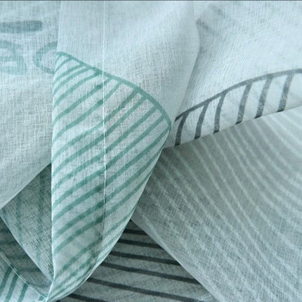 Moderní záclona s motivem velkých listů