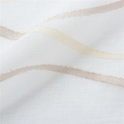 Moderní záclona se svislými vlnami