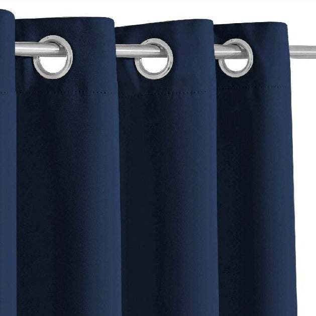 Tmavě modrý venkovní závěs na balkon