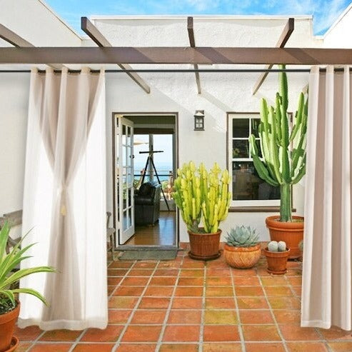 Odolný venkovní závěs na balkon