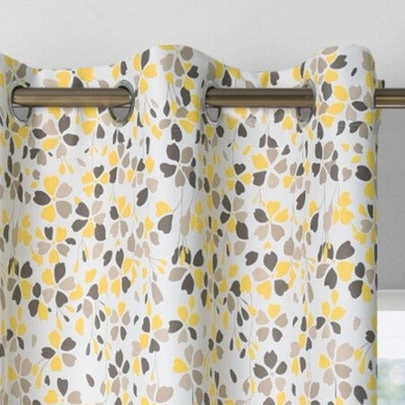 Bílý venkovní závěs s modrými květy