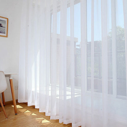 Hladká bílá voálová záclona