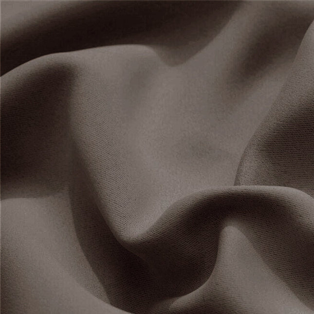 Hnědý venkovní voděodolný závěs s oky