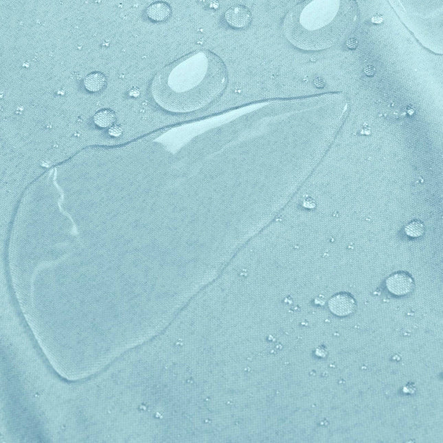 Světle modrý závěs na pergolu