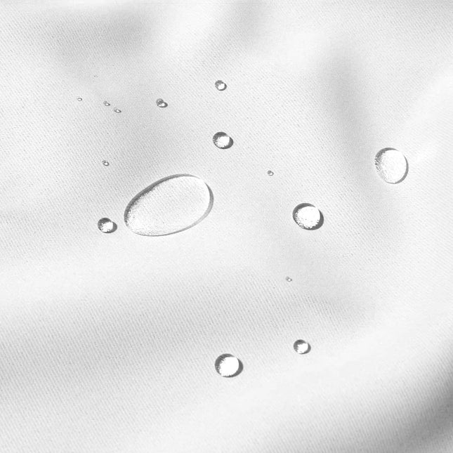 Venkovní průsvitný závěs s motivem lesa