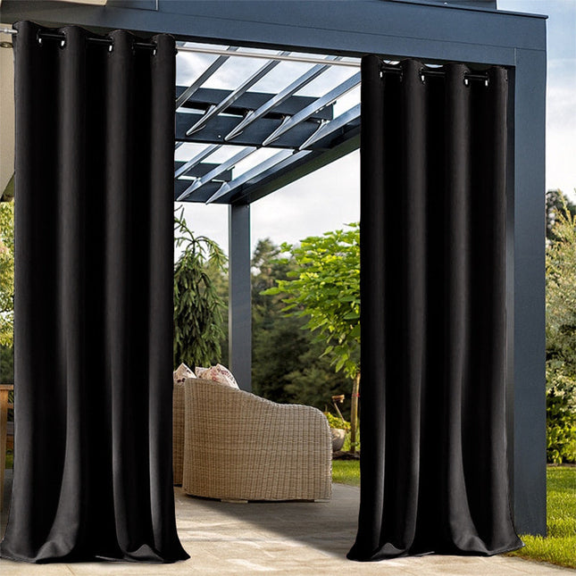 Nepromokavý venkovní závěs na verandu