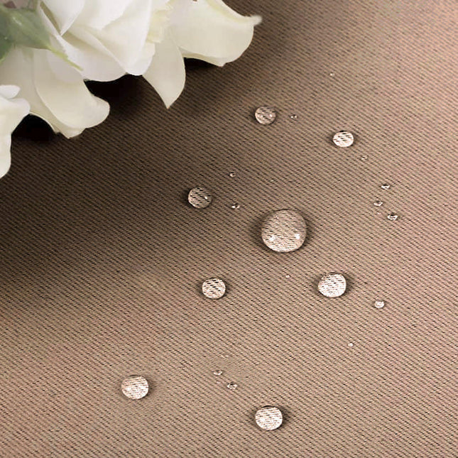 Nepromokavý venkovní závěs na zahradu