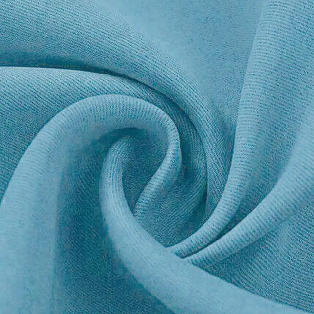 Modrý venkovní závěs na verandu